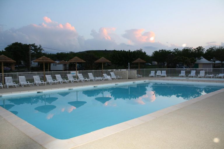 Camping Beaume Giraud Ardeche zwembad 768x512