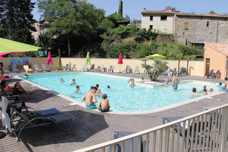 Camping De Retourtour Ardeche zwembad 768x512