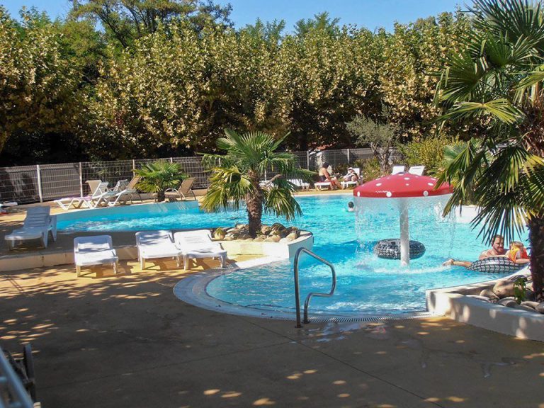 Camping Laborie Ardeche zwembad 768x576