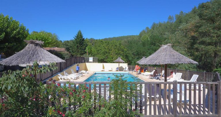 Camping Le Pastural Ardeche zwembad 2 768x407