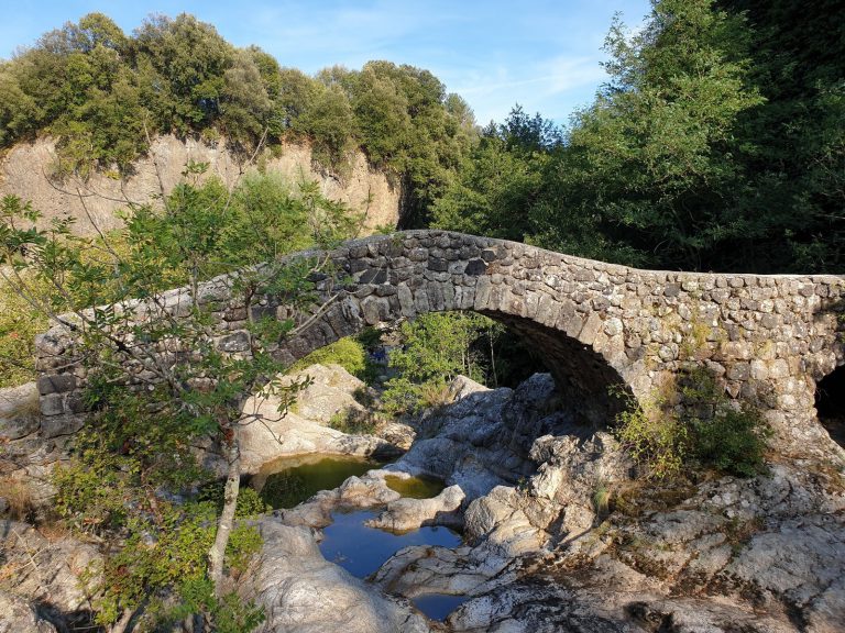 Camping Le Verger De Jastres omgeving 768x576