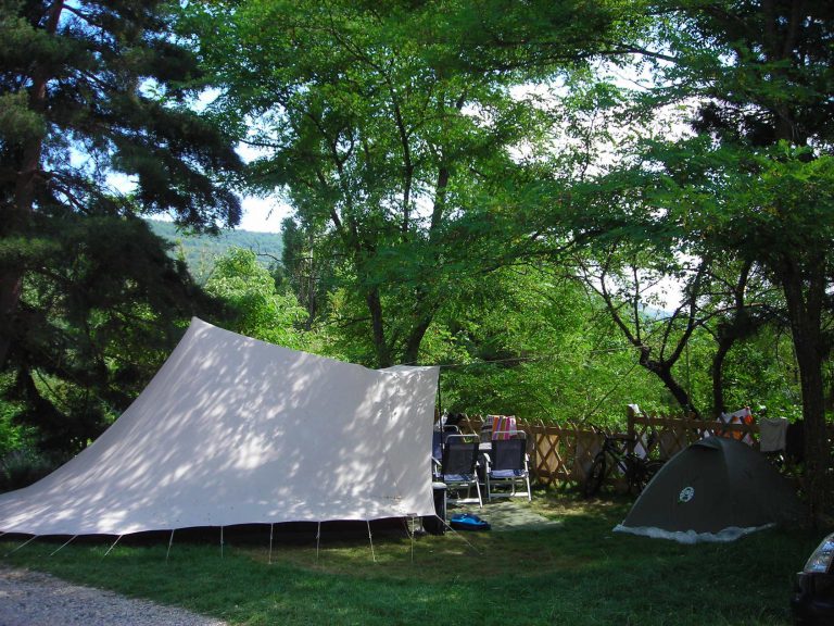 Camping Les Lavandes Ardeche staanplaats 768x576