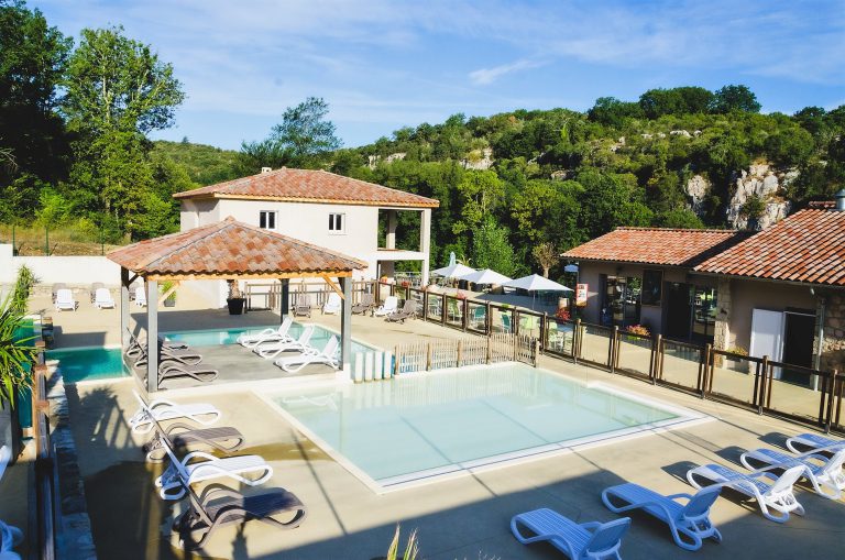 Camping Mazet Plage Ardeche zwembad 1 768x509