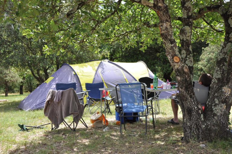 Camping Nature L Ombrage Ardeche staanplaats 768x510