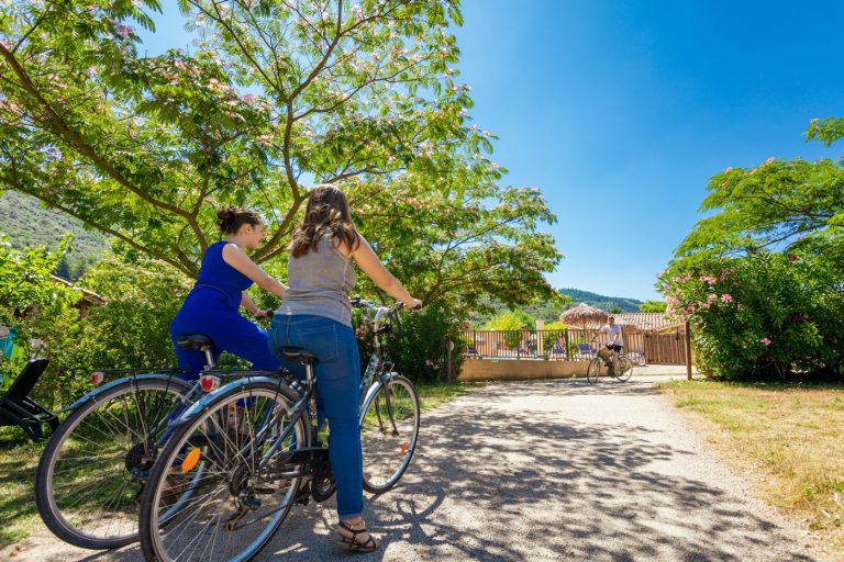 Camping Les Cerisiers du Jaur fietsverhuur 768x512