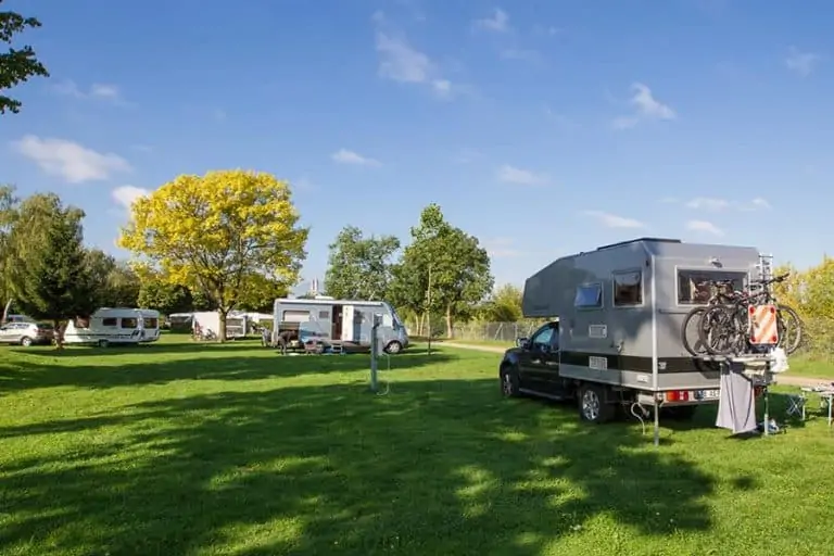 Camping Du Pont de Bourgogne  768x512