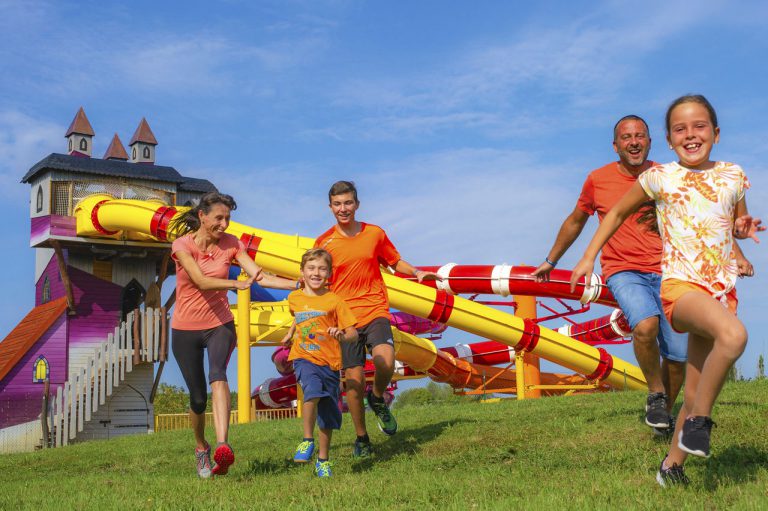 Camping Mirabelle glijbaan 768x511