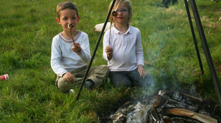 Boerencamping La Ferme de la Folivraie kampvuur 768x429