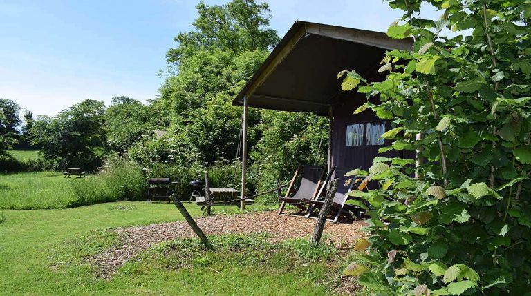 Boerencamping La Ferme de la Folivraie safaritent huren Omaha beach 768x429