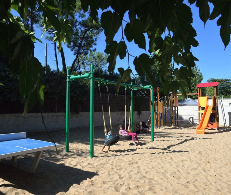 Camping La Conge Vendee speeltuin 768x648