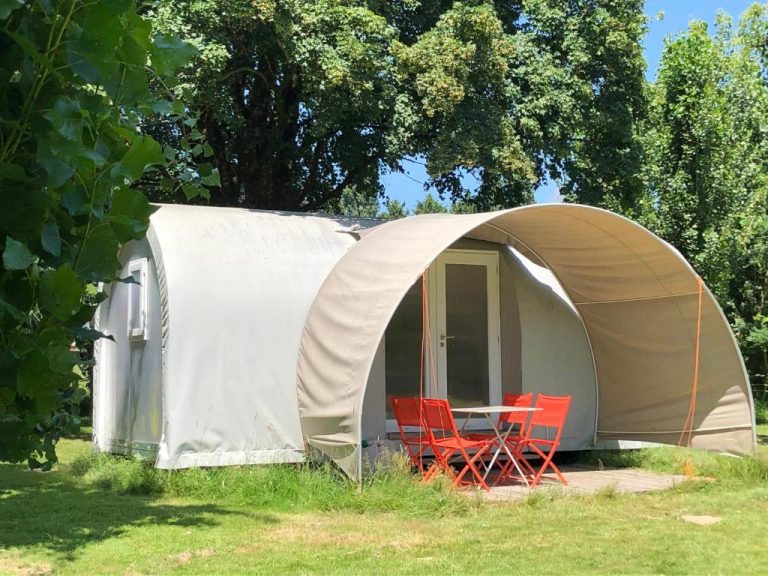 Camping les Tournesolsbungalowtent 768x576