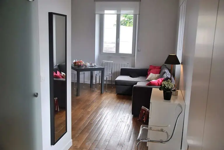 BI GO1 Woonkamer vanuit gang scaled 768x514
