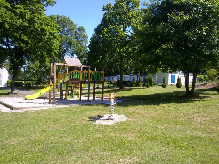 jeux pour enfants 1200x900 1 1 768x576