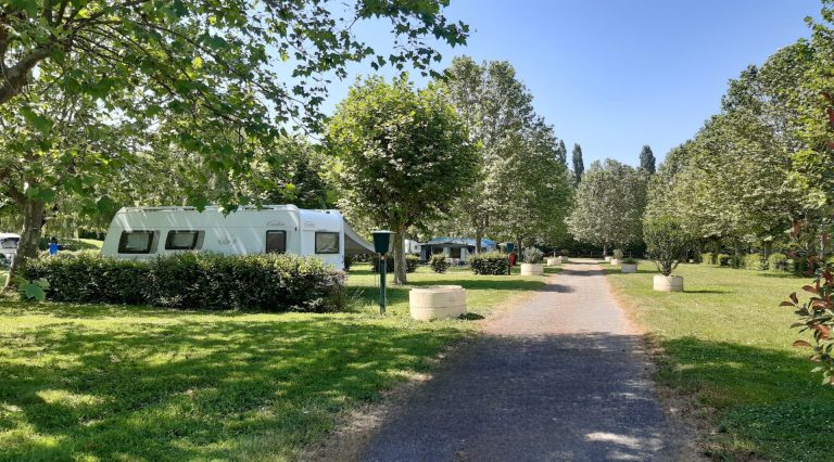Frankrijk Thoissey Camping du Val de Saone ExtraLarge 1 768x426