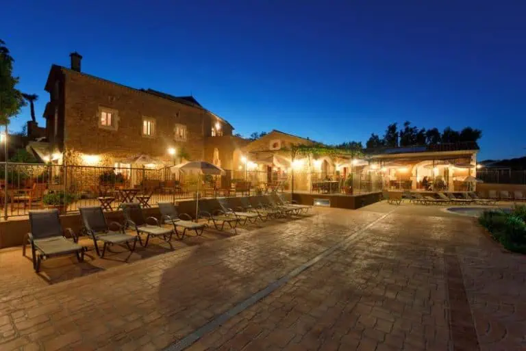 00000188631 1 768x513