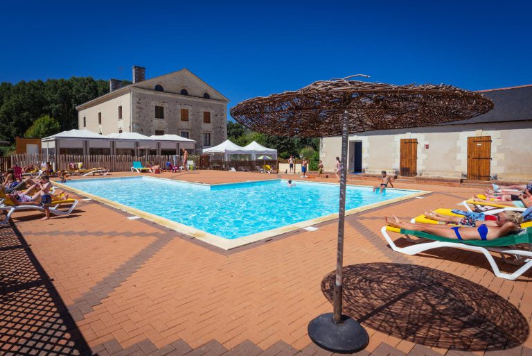 000004847561 768x513