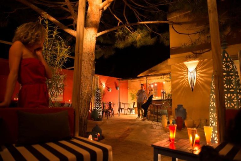 000004871751 768x513