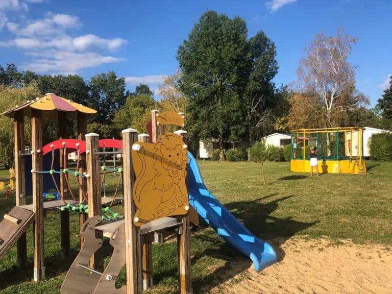 00000877280 1 768x576