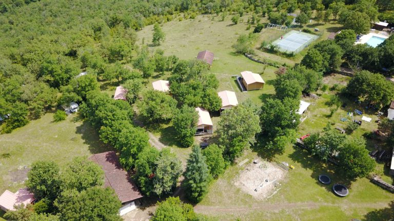 000009074121 768x432