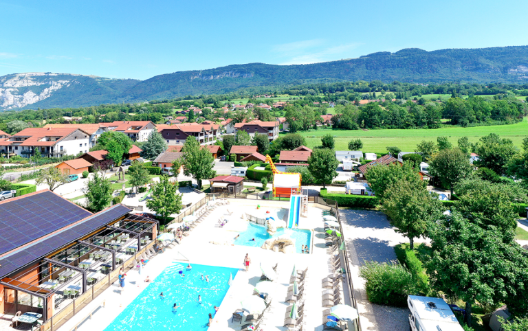 000009748811 768x482