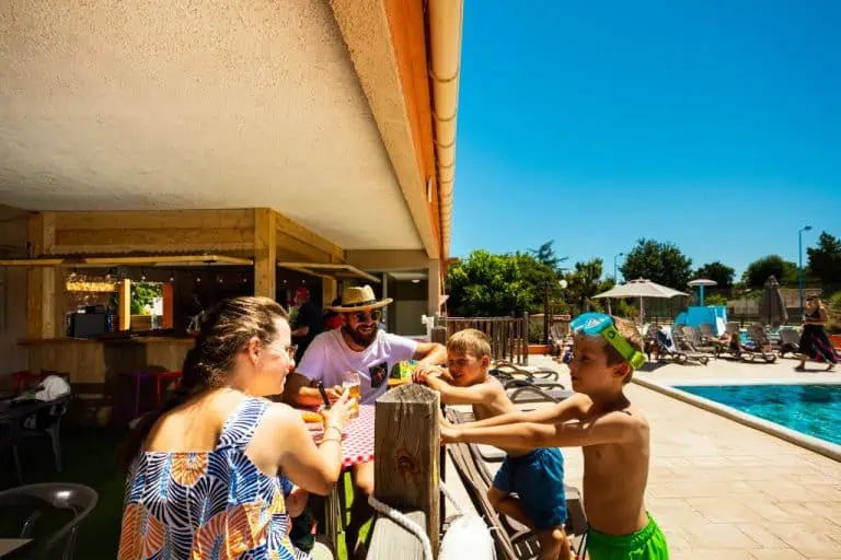 00000993764 1 768x512