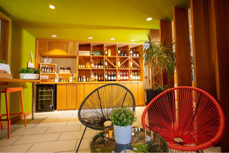 000009937681 768x512