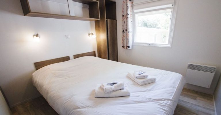 000010479161 768x402