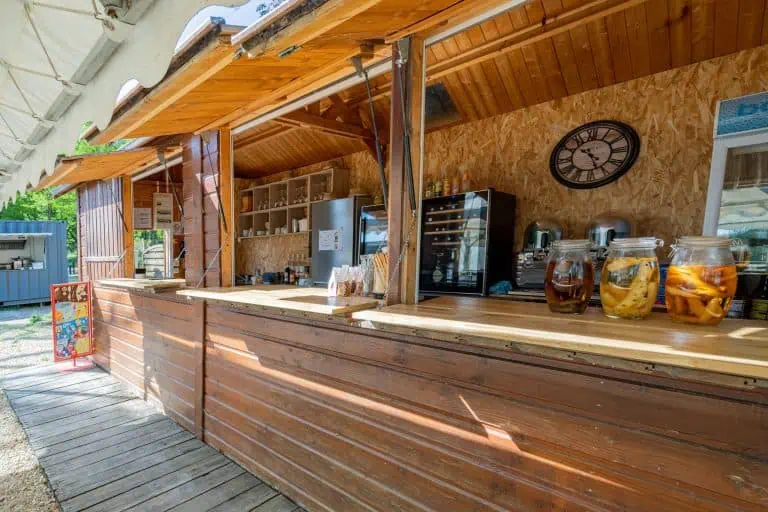 00001053086 1 scaled 768x512