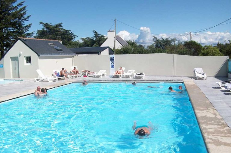 000007415911 768x511