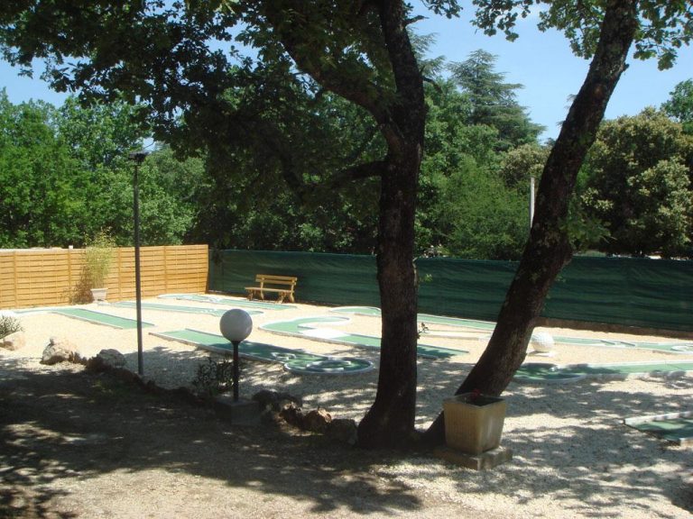 000005078411 768x576