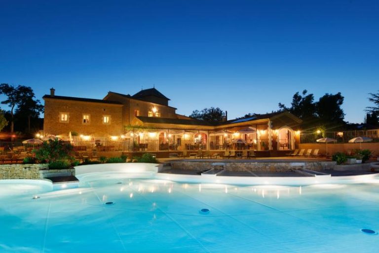 000001886321 768x513