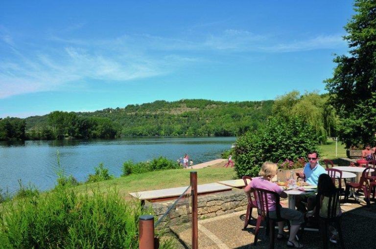 000003508991 768x510