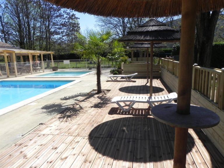 000003615481 768x576