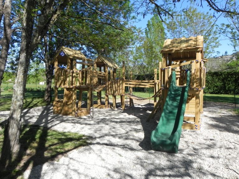 000007365241 768x576