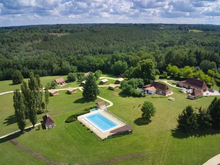 000009119001 768x577