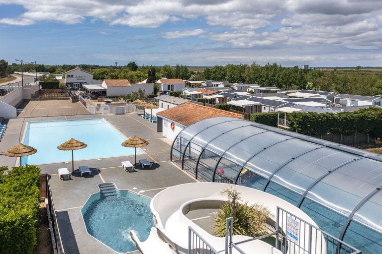 000009204931 768x512