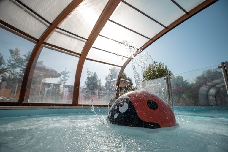 000009275381 768x512