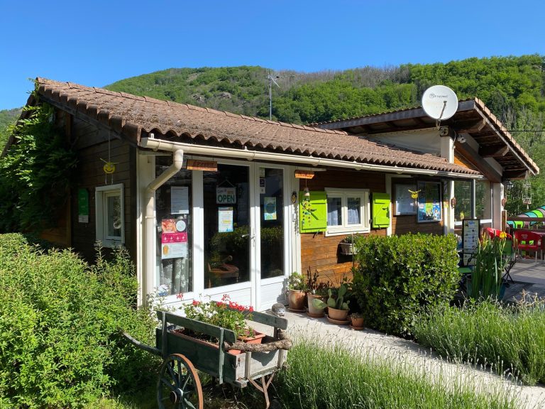 000009862791 768x576