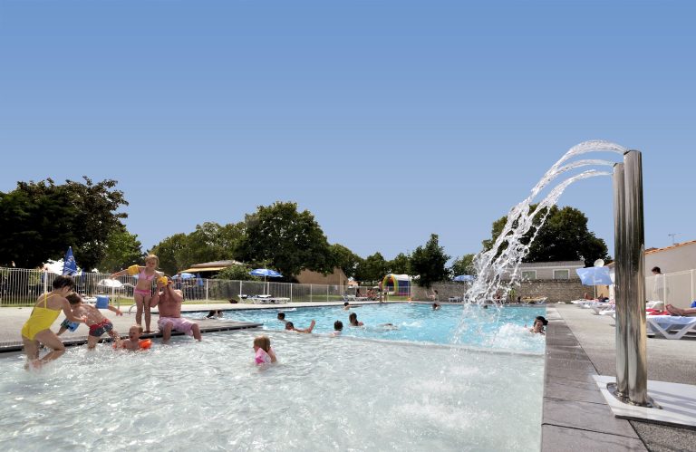 000005867161 768x499