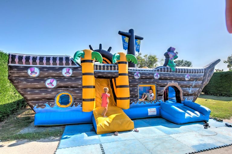 000008762091 768x510